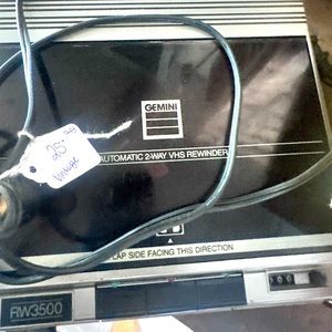 Automatic 2way VHS Rewinder